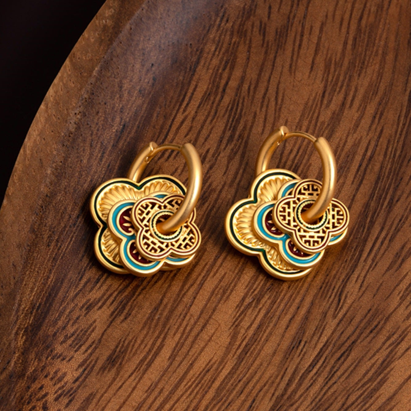 Vintage drip flower earrings